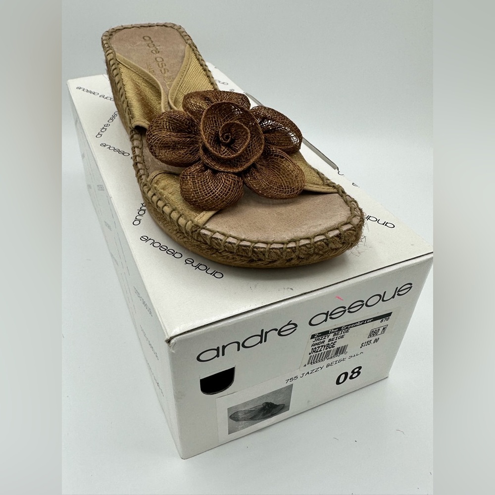 Andre Assous sandals with flower.
